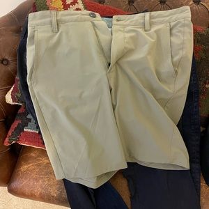 Free fly apparel size 32 khaki shorts